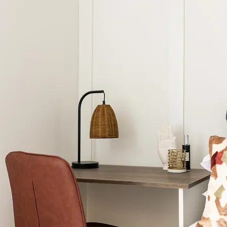 Chic-5bed-5bath-freeparking-by Fabaccommodation 아파트